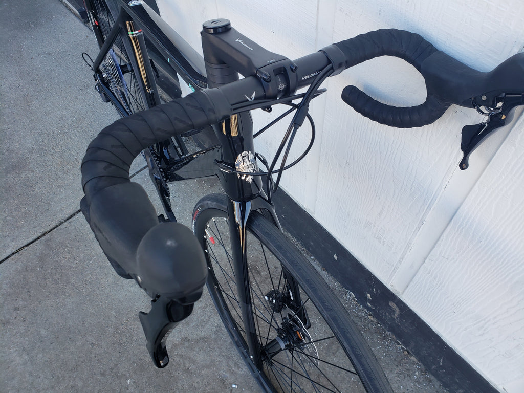 Bianchi Infinito XE Carbon Road Bike, 59cm