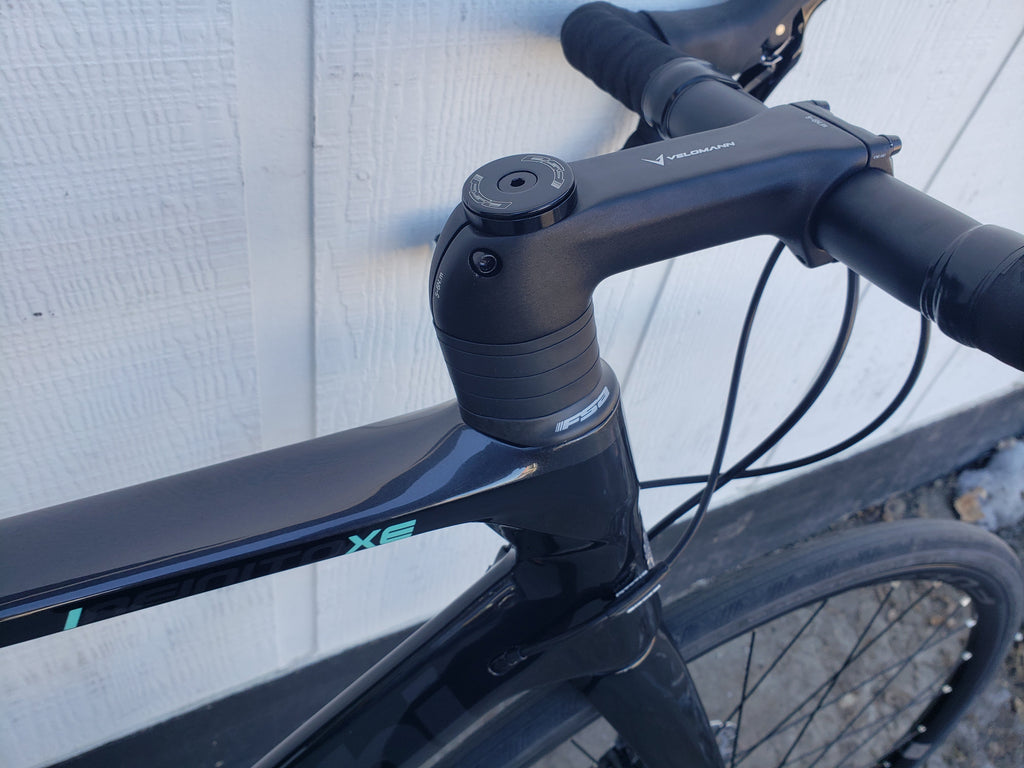 Bianchi Infinito XE Carbon Road Bike, 59cm