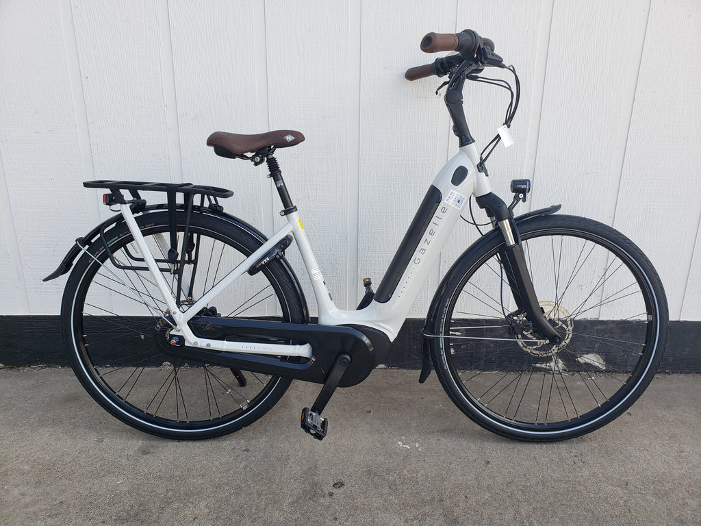 Gazelle Arroyo C7 Elite E-Bike, Frozen White