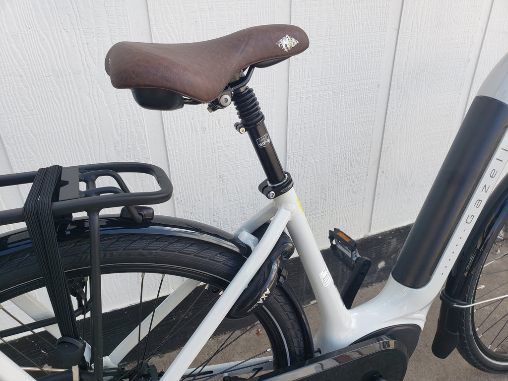 Gazelle Arroyo C7 Elite E-Bike, Frozen White