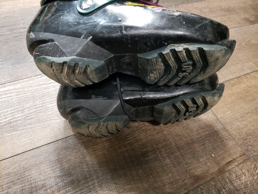 Vintage Aigner alpine carving snowboard boots 26 men 8 some damage