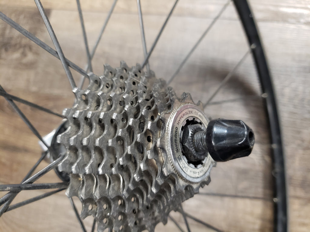 Shimano R500 700c wheelset bladed spokes 10 speed 100/130 rim brake