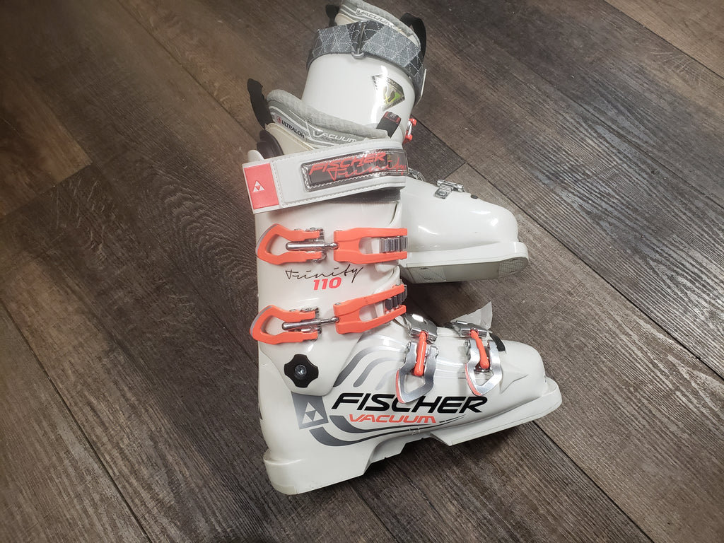 Fischer Vacuum 110 Trinity ski boots mondo 24.5 women 7.5