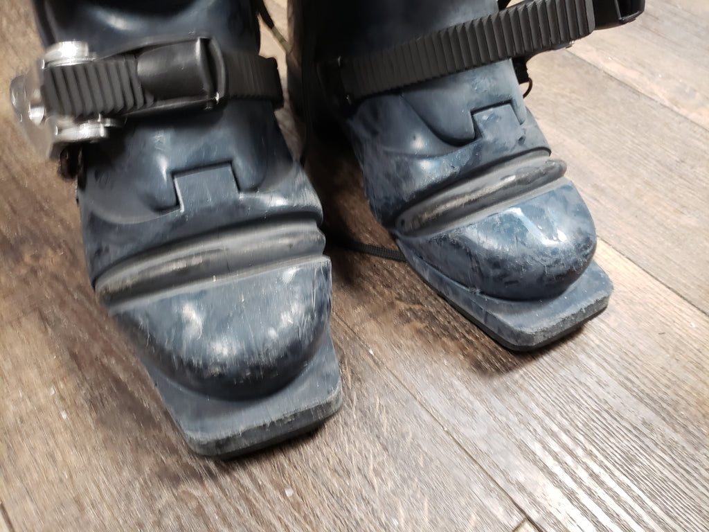 Garmont Veloce telemark ski boots mondo 24.0 women 7