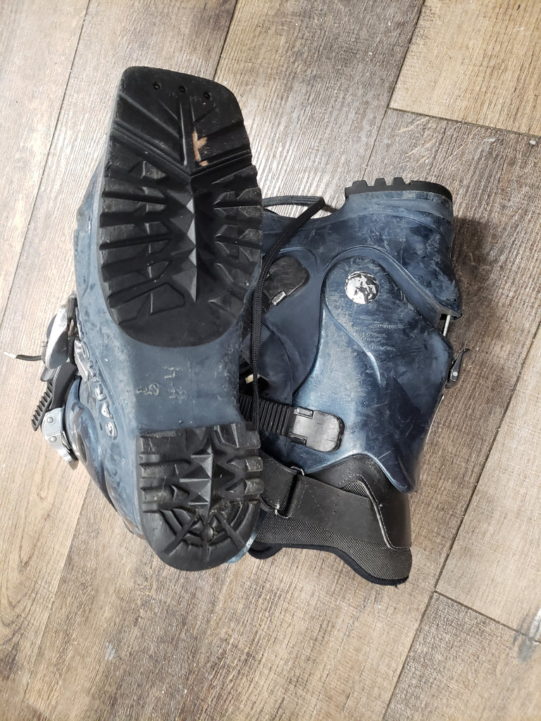 Garmont Veloce telemark ski boots mondo 24.0 women 7