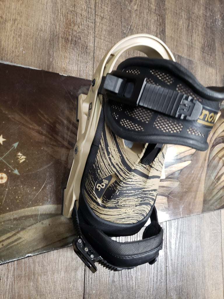 Jones Explorer 161 cm wide snowboard NOW bindings