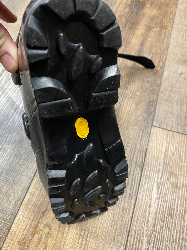 Garmont GSM non tech AT ski boots 25.5 men 7.5 women 8.5