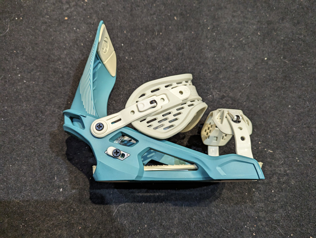 Arbor Acacia Snowboard Bindings, Women S/M, Turquoise