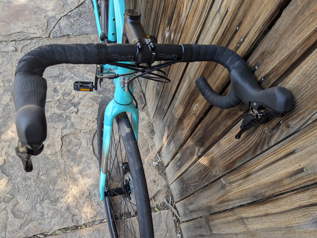 Bianchi Via Nirone 7 105 Disc Aluminum Road Bike 50cm