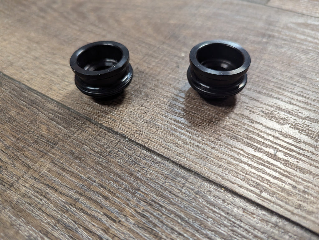 Industry Nine 6-Bolt Torch Front Axle End Cap Conversion Kit: Torque Cap 15mm x110mm