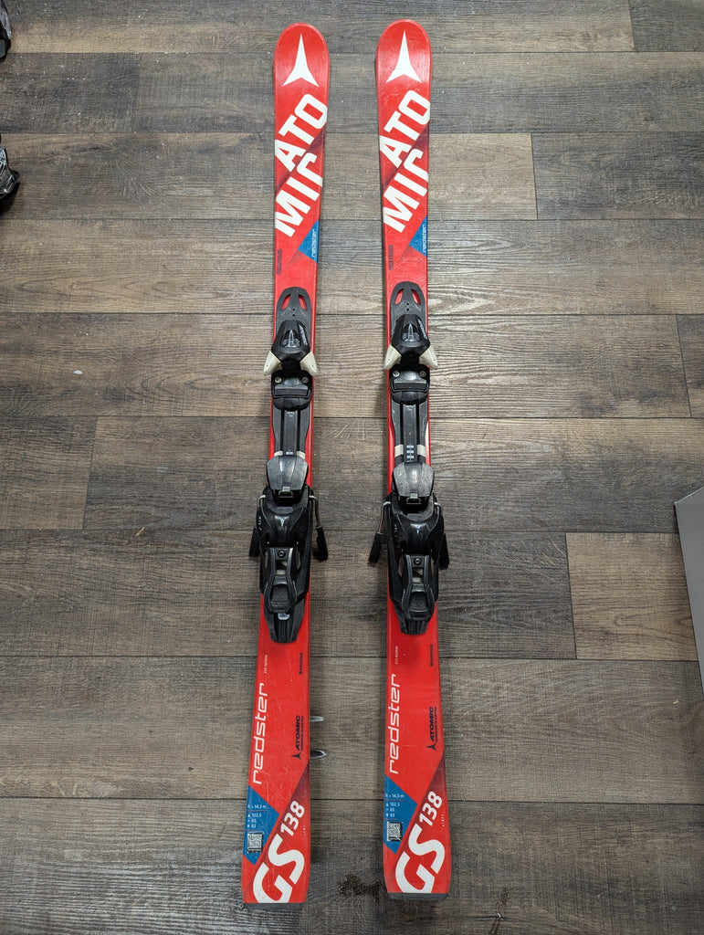 Atomic Redster GS skis, 138cm, with Atomic XTL 7.5 Bindings