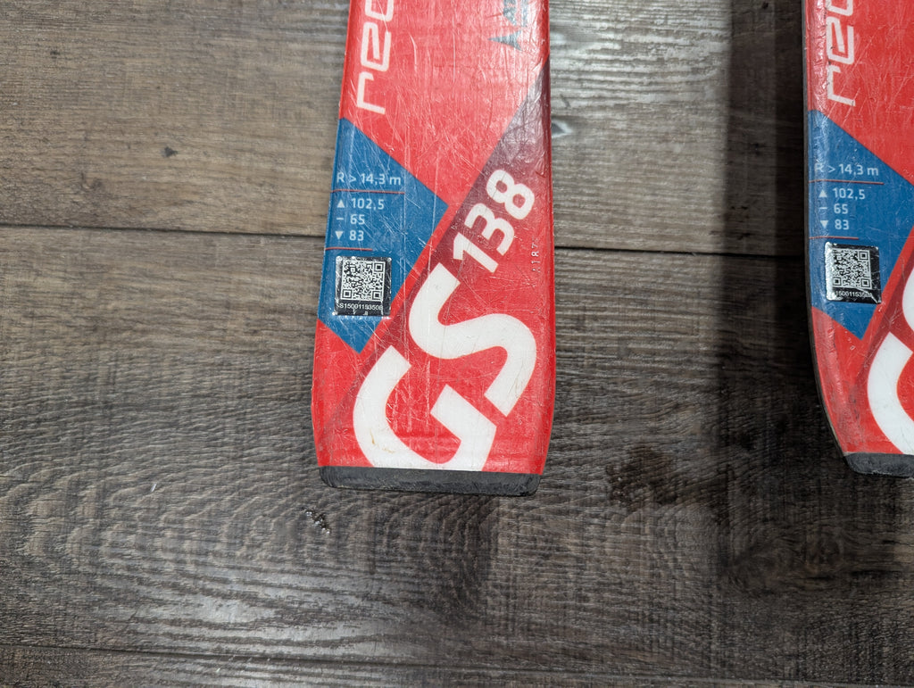 Atomic Redster GS skis, 138cm, with Atomic XTL 7.5 Bindings