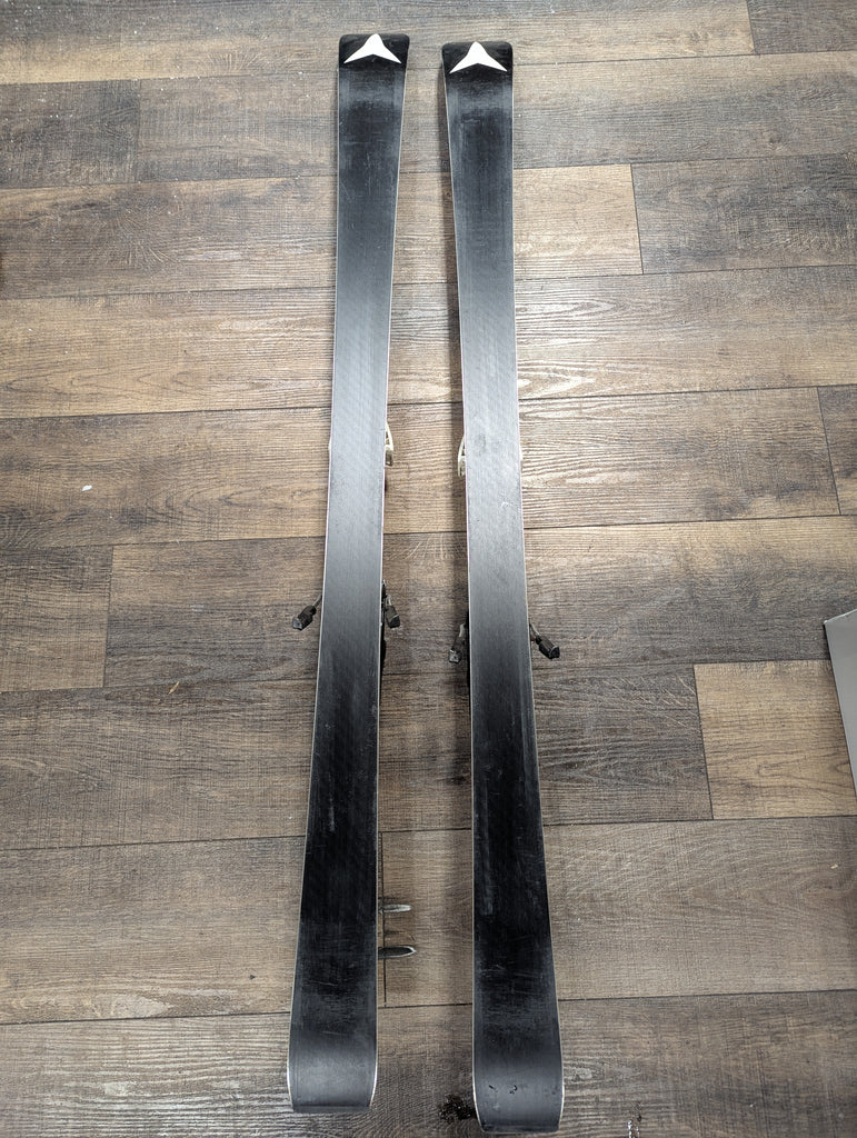 Atomic Redster GS skis, 138cm, with Atomic XTL 7.5 Bindings