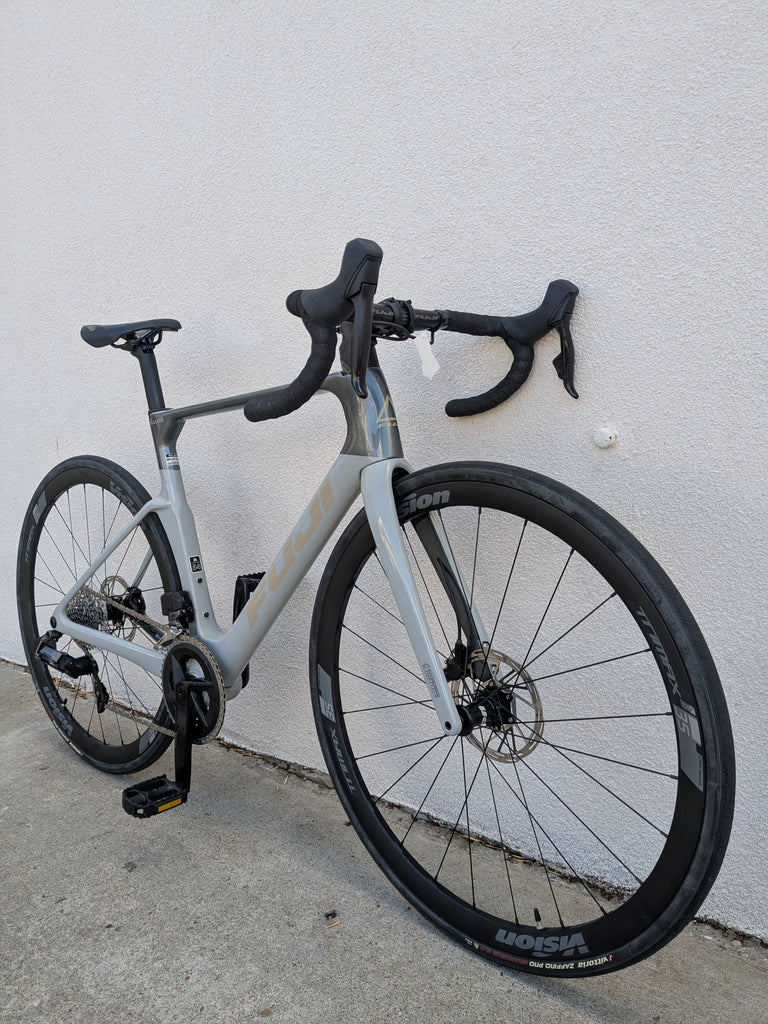 NEW 56cm Fuji Kasane 2.1 Carbon Road Bike, Sram Rival AXS Wireless 2x12