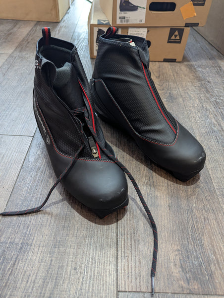 Rossignol XC-2 NNN Cross Country Ski Boots EU 43 – The Extra Mile