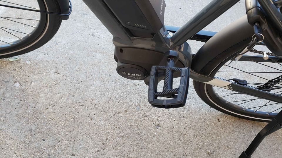 Gazelle Medeo T9 E-Bike, Anthracite Gray