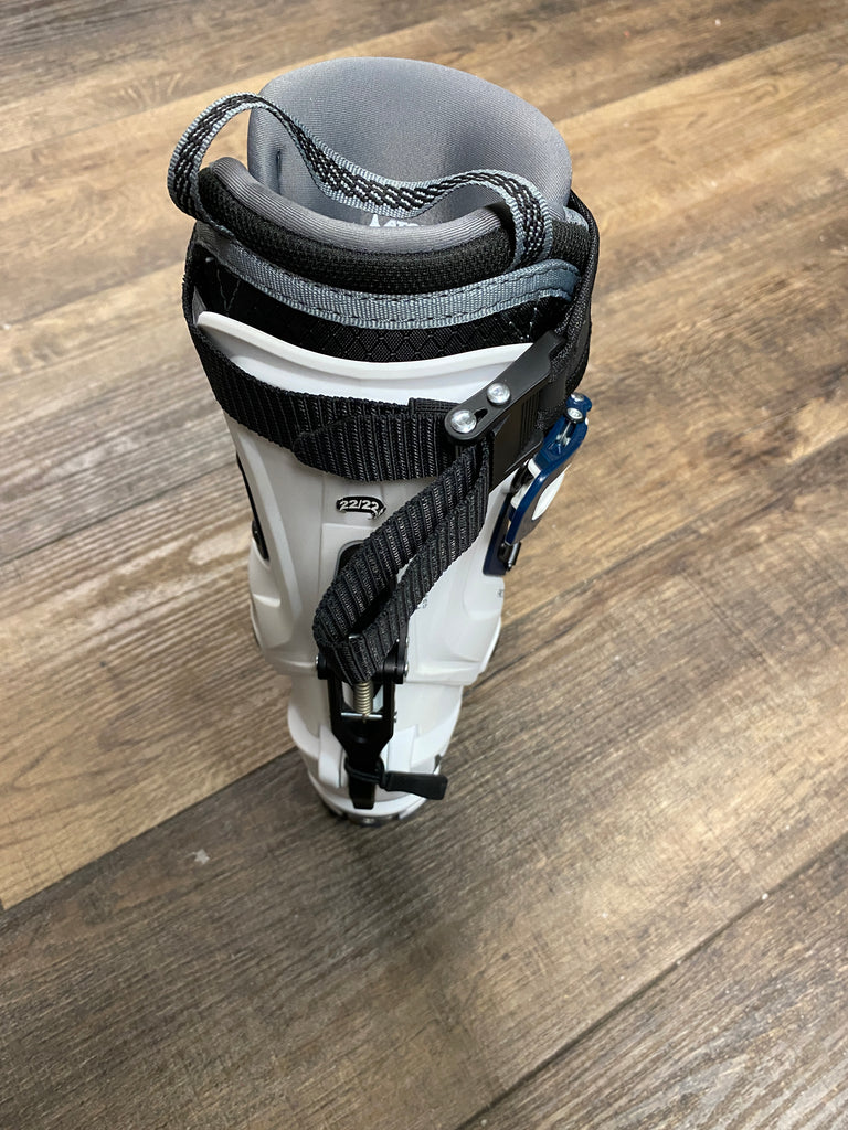 Atomic Backland Pro AT tech ski boots 22-22.5 women 4.5 new
