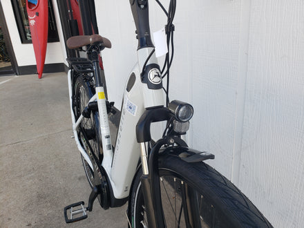 Gazelle Arroyo C7 Elite E-Bike, Frozen White