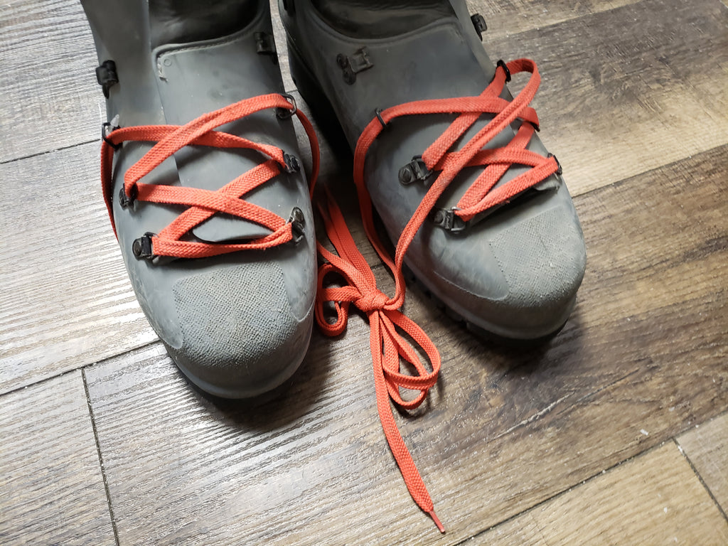 Vintage Koflach plastic mountaineering boots men 11