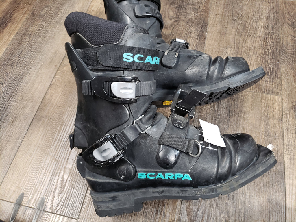 Scarpa telemark ski boots mondo 25.5 women 8.5
