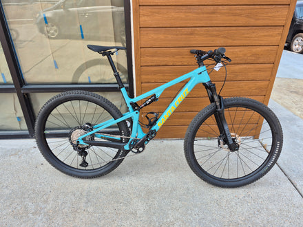 2021 Santa Cruz Blur CC Full Suspension Carbon mountain bike, 29er, Large