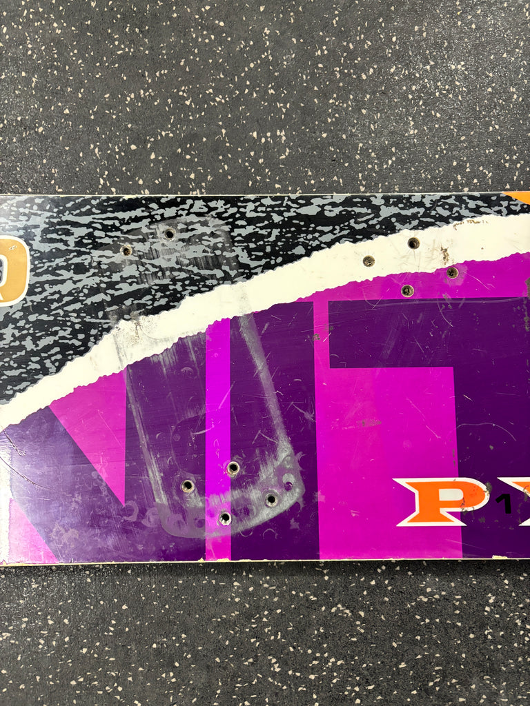 Nitro Pyro Old School Carving Snowboard, 161cm – The Extra Mile Outdoor Gear & Bike Nitro Pyro Old School Carving Snowboard, 161cm – The Extra Mile Outdoor Gear & Bike