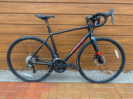 Fuji Sportif 1.3 Road Bike, 52cm, Black/Red