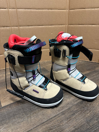 Deeluxe Spark XV TFP Snowboard Boots Women 7.5 Mondo 25.0
