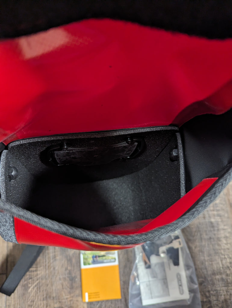 Ortlieb Ultimate6 Compact Classic  Waterproof Handlebar Bag, Red 2.7L