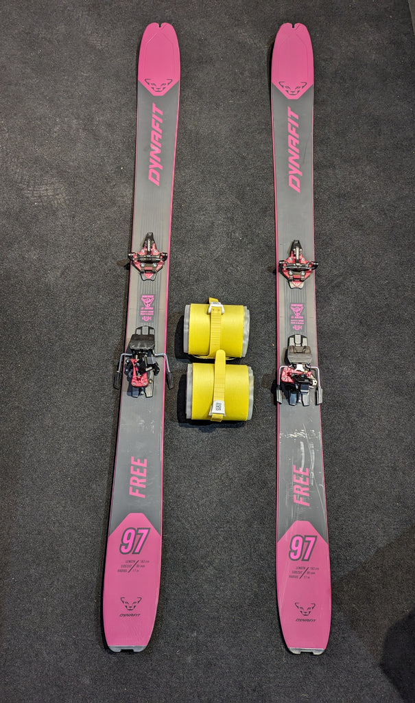Dynafit Free Ski W 97 163cm w/ Dynafit Radical Bindings, Pomoca Climb 2.0 Skins
