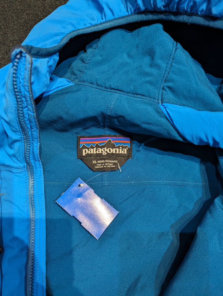 Patagonia Nano Air Hoodie Jacket, Men XL