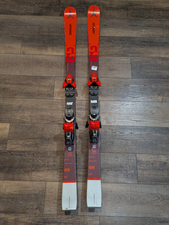 Atomic Redster G9 skis, 145cm, with Atomic Colt 10 Bindings