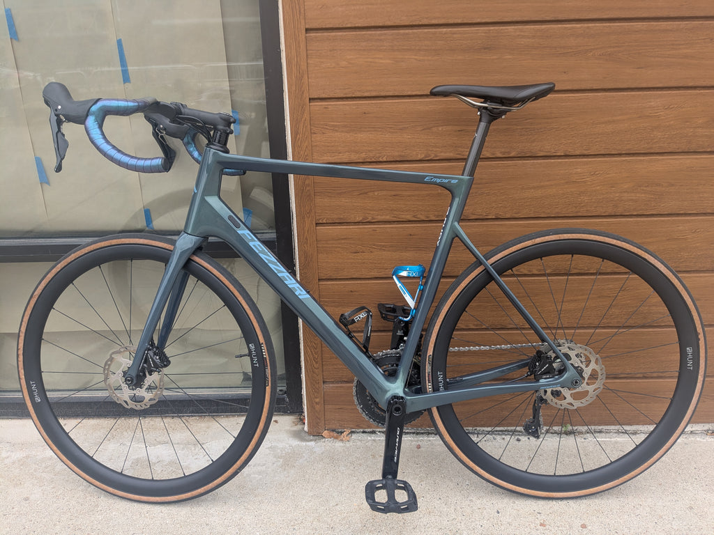 fezzari gravel bike Fezzari Empire Carbon Road Bike, 58cm XL, Custom Upgrades, power meter – The Extra Mile Outdoor Gear & Bike