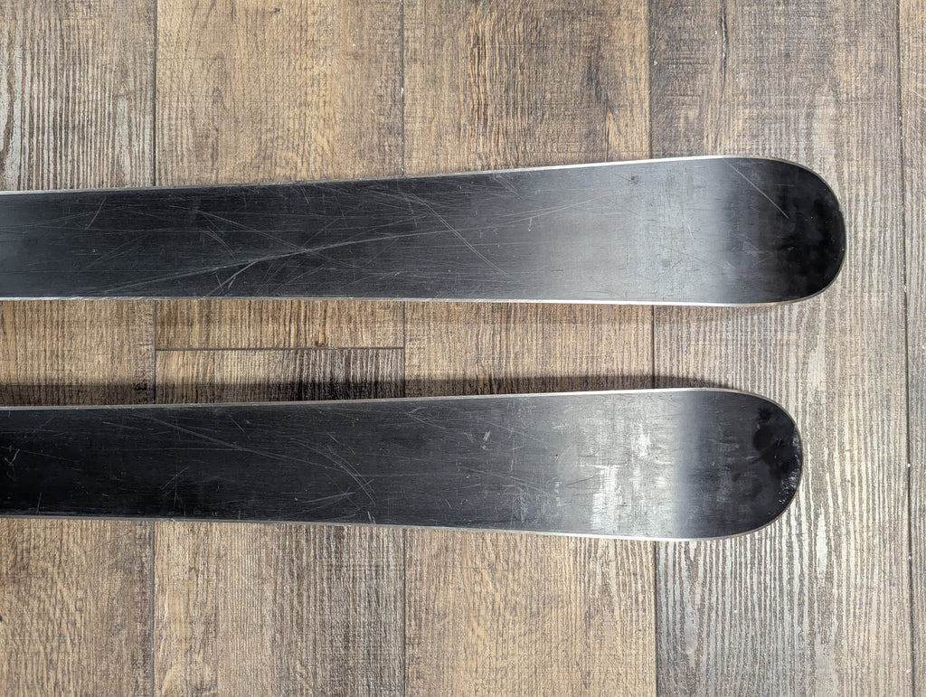 salomon black ski Salomon X Wing T All Mountain Kids Skis, 130cm, Older Salomon Bindings – The Extra Mile Outdoor Gear & Bike