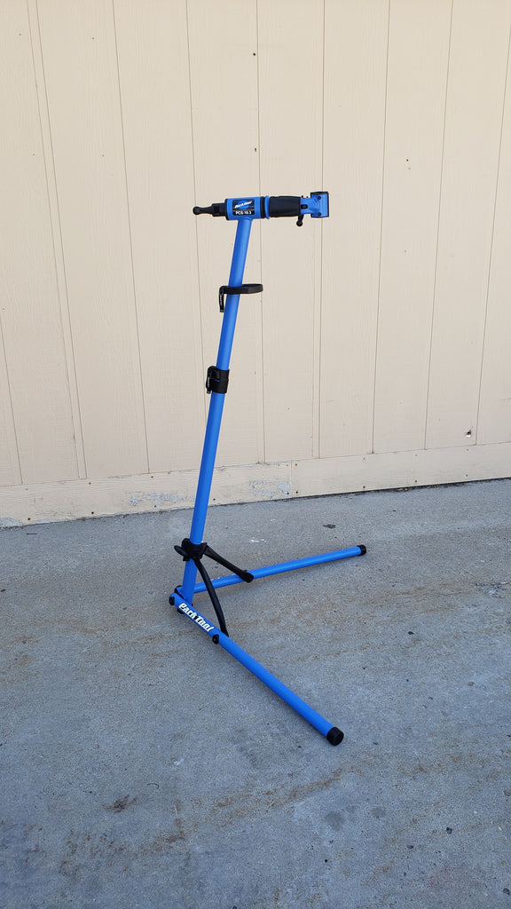 Park Tool PCS-10.3 Deluxe Home Mechanic Repair Stand – The Extra Mile  Outdoor Gear & Bike