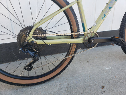 Marin Bobcat Trail 4 27.5" Hardtail Mountain Bike, Tan/Green, Small