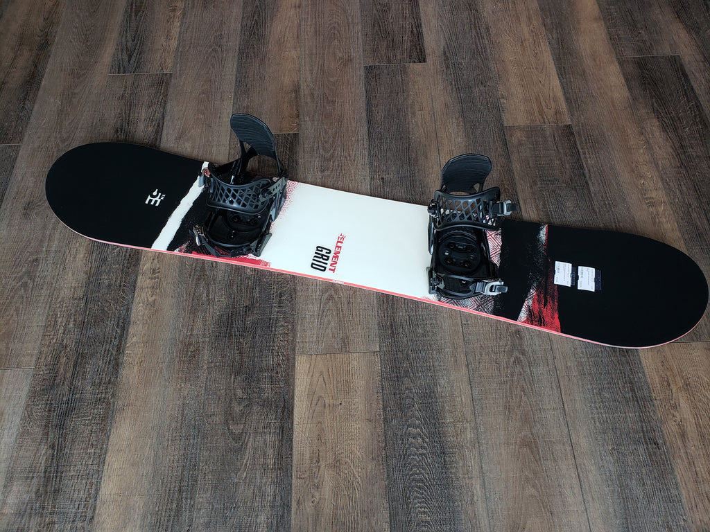 5th Element Grid Snowboard with Matrix 03 Bindings, 151cm