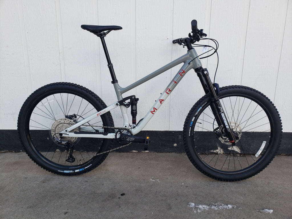 marin mountainbike fully Marin Rift Zone 27.5" 2 Full Suspension Mountain Bike, White/Gray, Medium