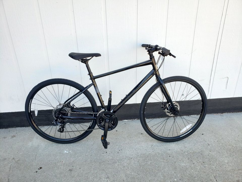 Marin Fairfax 1 Hybrid/Commuter Bike, Black