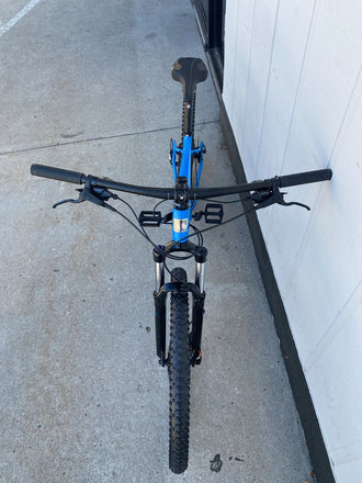 Marin Bobcat Trail 3 27.5 Hardtail Mountain Bike, Blue/Pink