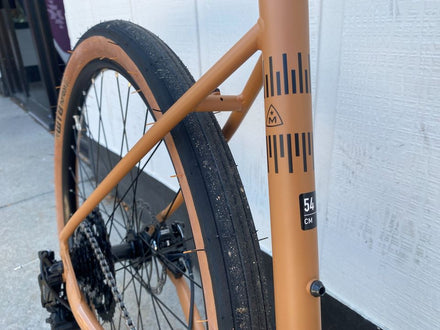 Marin Nicasio + Gravel Bike, Tan